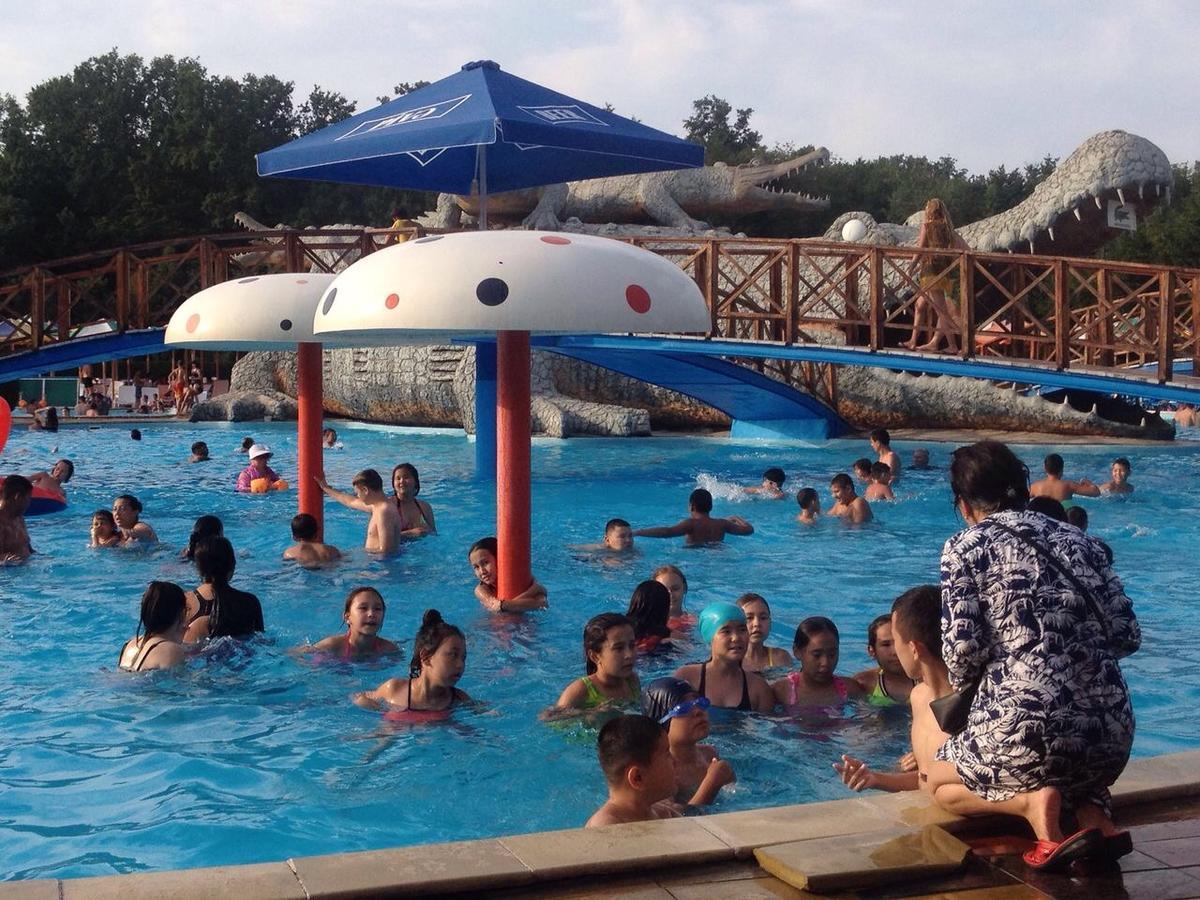 Atlant Holiday Village ナブラン エクステリア 写真